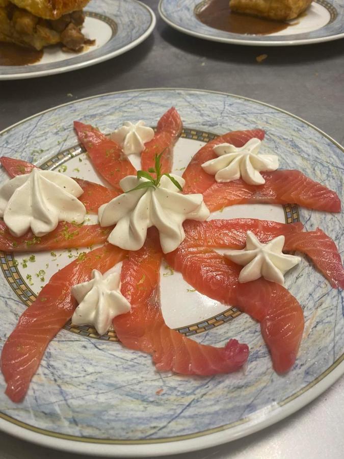 Hotel Le Patio Millau Zewnętrze zdjęcie