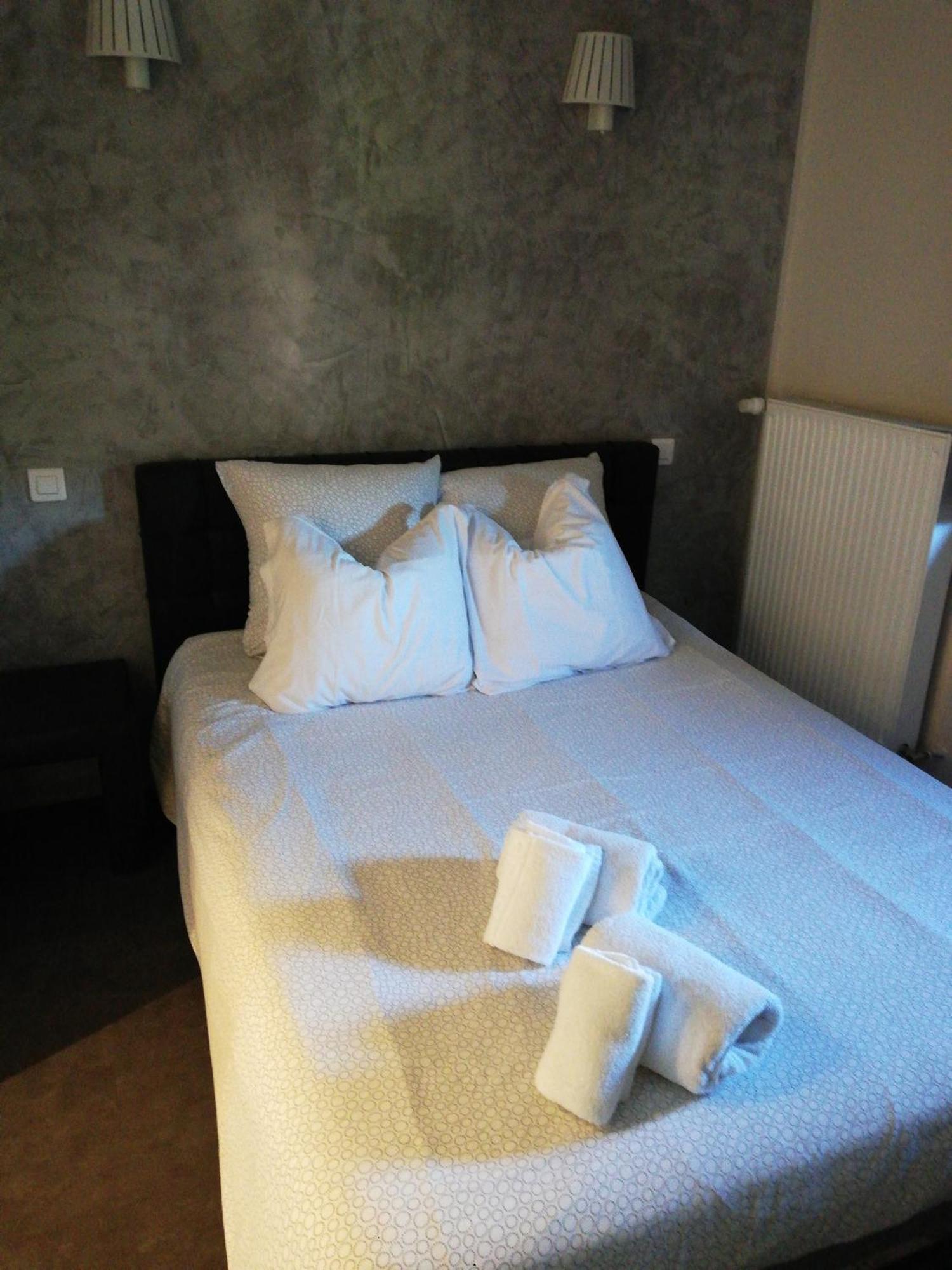 Hotel Le Patio Millau Zewnętrze zdjęcie