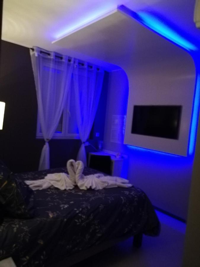Hotel Le Patio Millau Zewnętrze zdjęcie