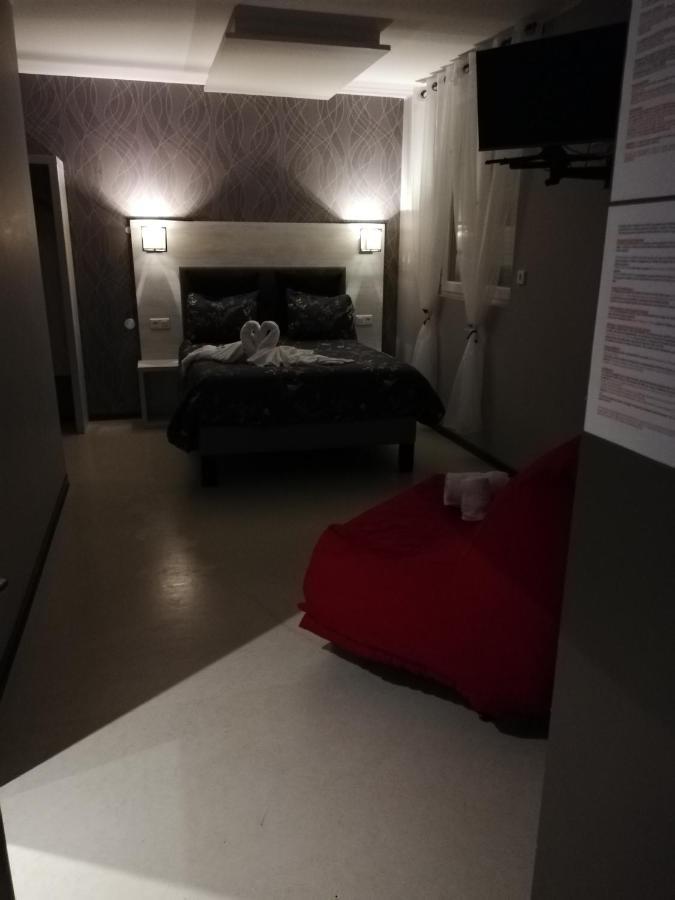 Hotel Le Patio Millau Pokój zdjęcie