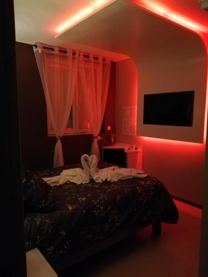Hotel Le Patio Millau Zewnętrze zdjęcie