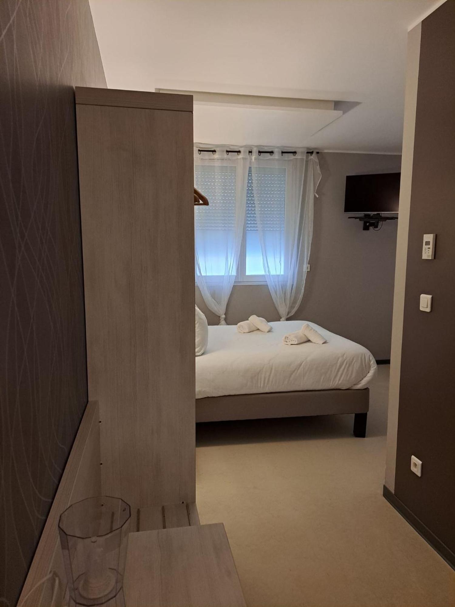 Hotel Le Patio Millau Zewnętrze zdjęcie