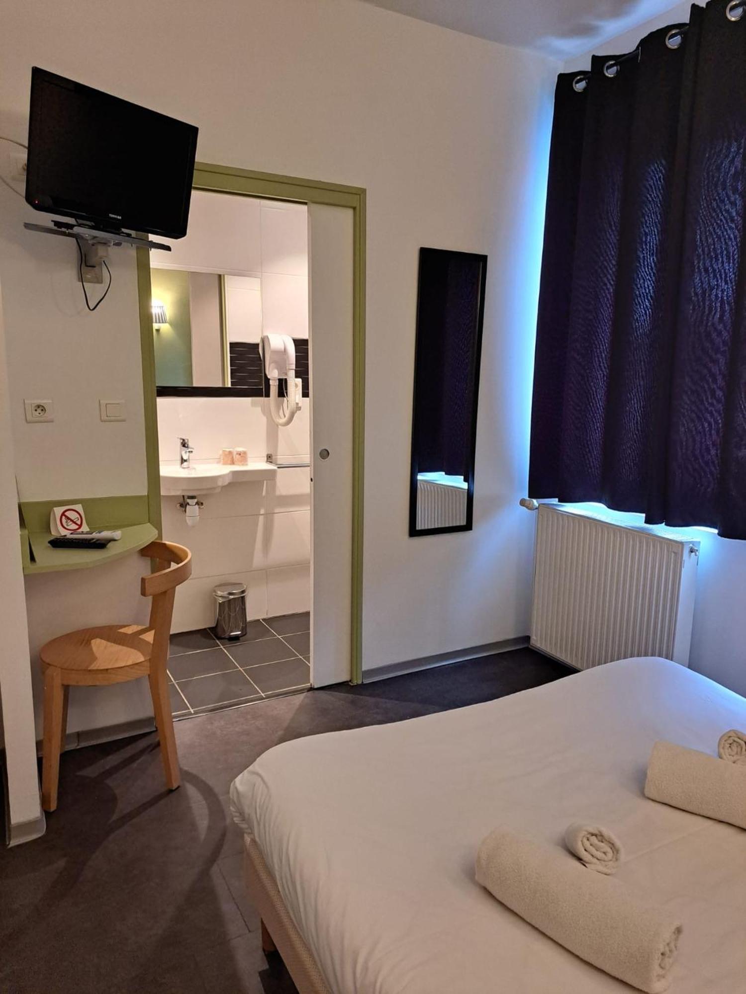 Hotel Le Patio Millau Zewnętrze zdjęcie