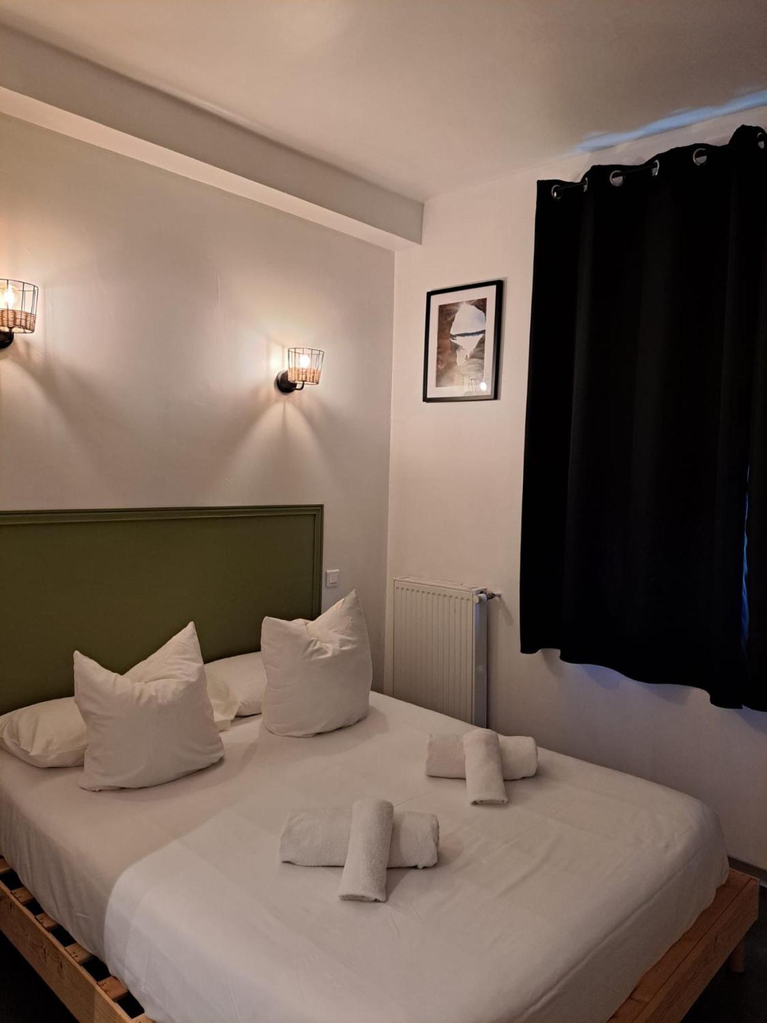 Hotel Le Patio Millau Zewnętrze zdjęcie
