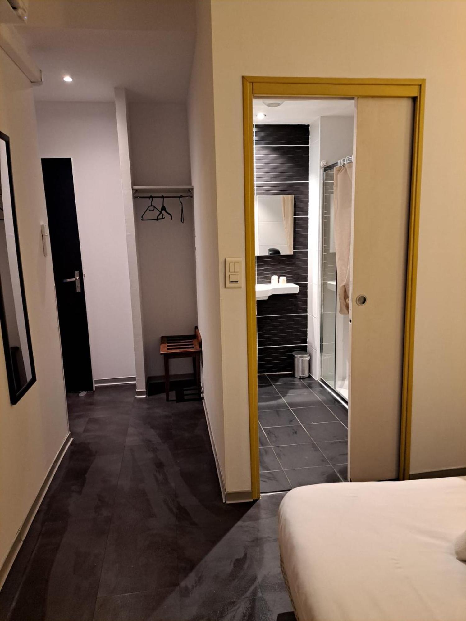Hotel Le Patio Millau Zewnętrze zdjęcie