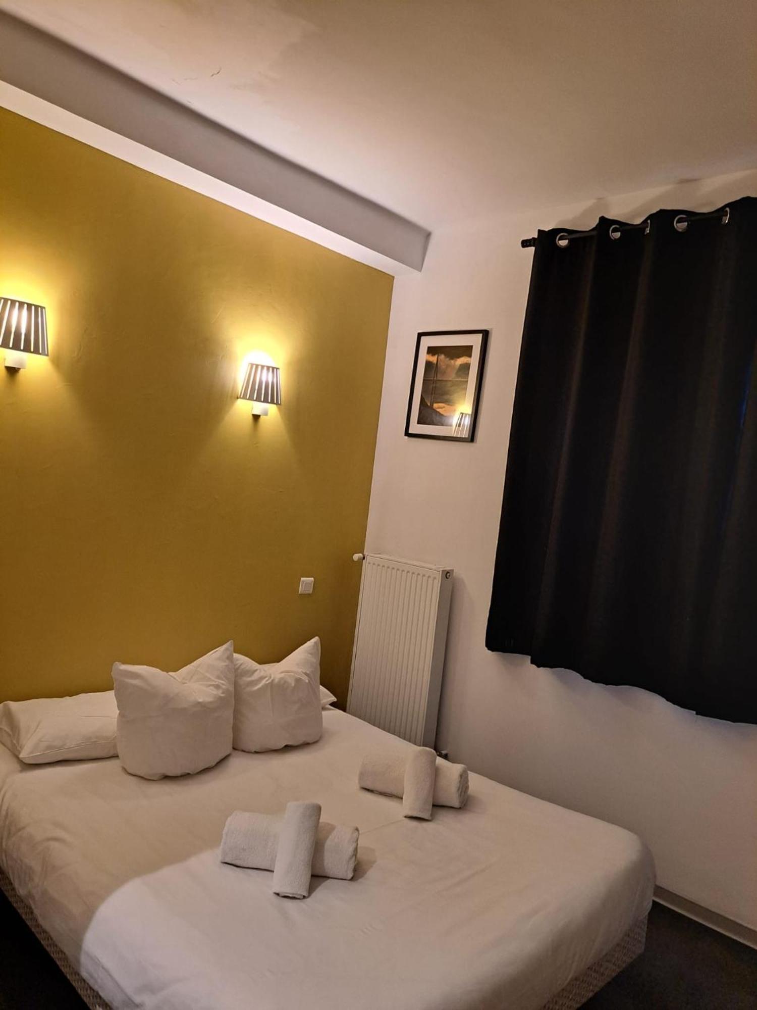 Hotel Le Patio Millau Zewnętrze zdjęcie